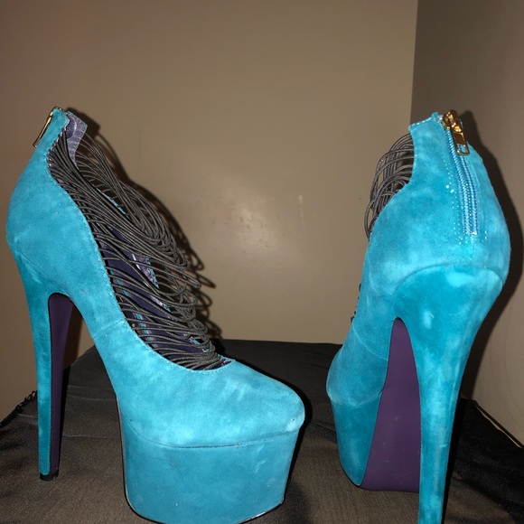 London Trash Shoes - Picture 4 of 6